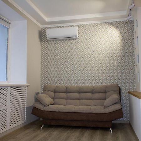 Уютная VIP-студия в центре. Винница Экстерьер фото